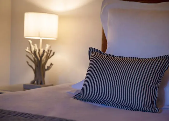 Ogdomaine De La Groirie Trangé